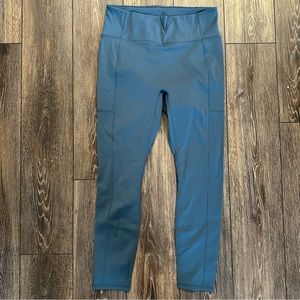 NWT - Fabletics Leggings with pockets